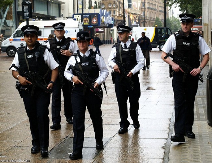 بريطانيا تحقق بـ4 مخططات ارهابية