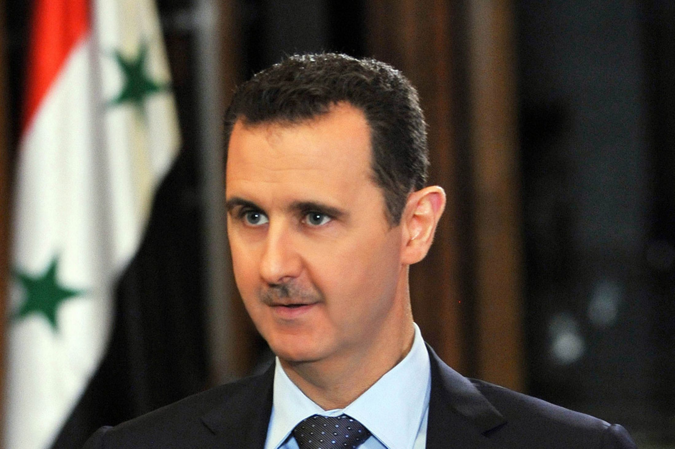الأسد يعين وزراء جددا للدفاع والصناعة والإعلام