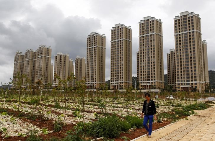 مساكن جديدة في يوننان بالصين بصورة التقطت يوم 5 اغسطس آب 2015. تصوير: وونغ كامبيون - رويترز