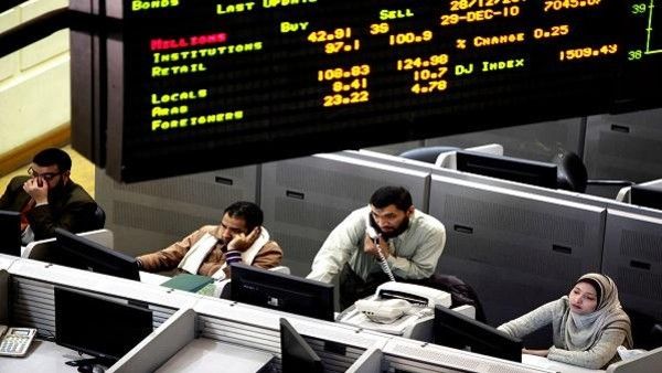مبيعات قوية تكبد بورصة مصر 5.5 مليار جنيه بأسبوع
