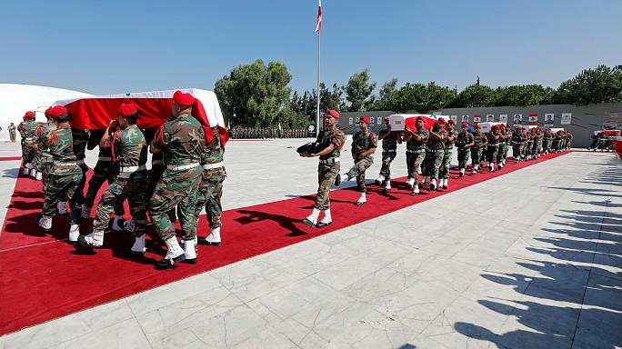 تشييع جثامين الجنود اللبنانيين