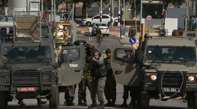 إطلاق النار على شاحنة اصطدمت بمركبة إسرائيلية