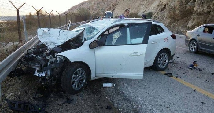 إصابة 4 مواطنين في حادث سير شمال رام الله