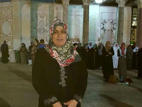 بعد سجنها لمدة عام: الاحتلال يبعد سيدة عن مدينة القدس