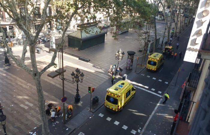 الشرطة الإسبانية: قتلى وجرحى في حادث دهس وسط برشلونة