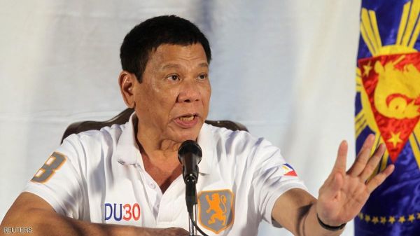 رئيس الفلبين يتأسف لشتم أوباما