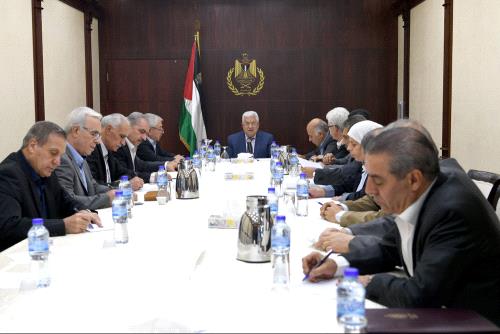 الرئيس خلال اجتماع المركزية: الوحدة الوطنية هدف سام ومن دونها لا توجد دولة فلسطينية