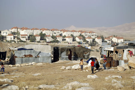 الاحتلال يهدم خيمة سكنية للمرة الثالثة في سوسيا جنوب الخليل