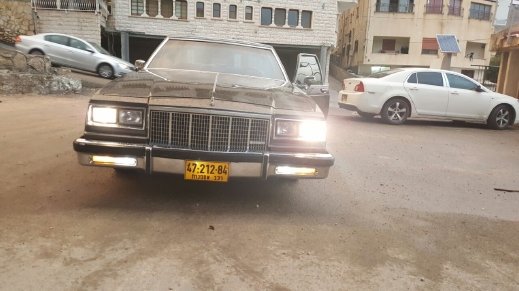 مواطن من عكا يشتري سيارة الرئيس الراحل ياسر عرفات