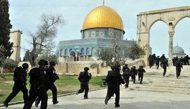 “شؤون القدس” تستهجن اقتحام الجامع القبلي في الأقصى