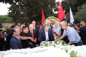 باسم الرئيس: أكاليل زهور على النصب التذكاري لشهداء الثورة الفلسطينية في بيروت