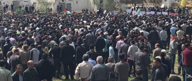 فتح: مئات الآلاف يراهنون على موقف الرئيس محمود عباس