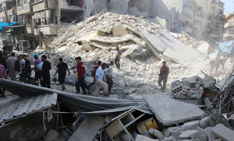 تجدد الغارات الروسية والسورية على أحياء حلب الشرقية ومقتل 145 شخصا خلال يومين