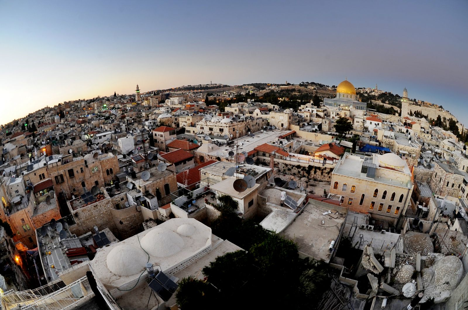 اتفاقية لدعم الإسكان والبنية التحية في القدس بقيمة 3 مليون دولار