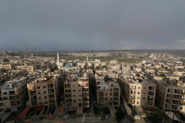 سوريا: جيش النظام يفتح 4 معابر للمحاصرين في حلب