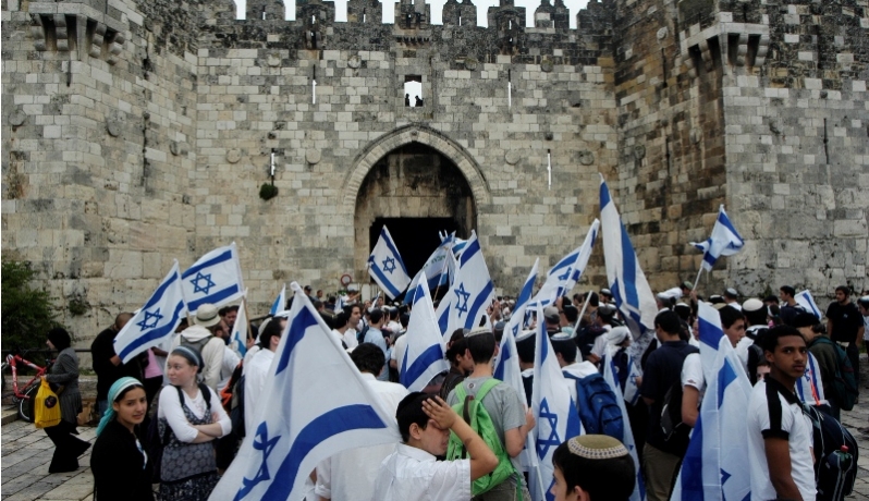 العفو الدولية: “مسيرة الأعلام” في القدس المحتلة تنتهك حقوق الفلسطينيين