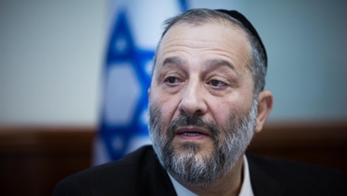 تهم الفساد تلاحق وزير الداخلية الاسرائيلي وزوجته