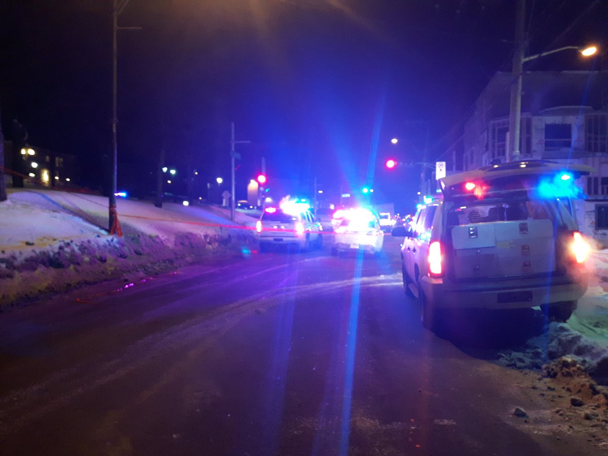 ستة قتلى وثمانية جرحى في هجوم على مسجد بمدينة كيبيك الكندية